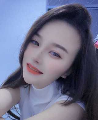 白云长发娇嫩女友-温暖（热）