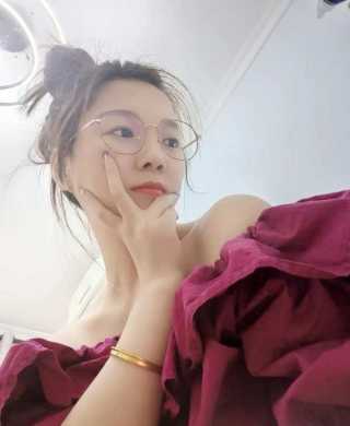 海珠纯素颜灵儿