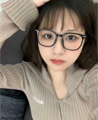 南海清纯兼职幼师-小燕子（热）